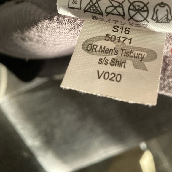 Medium, OUTDOOR RESEARCH Button down casual shirt! - Picture 7 of 7